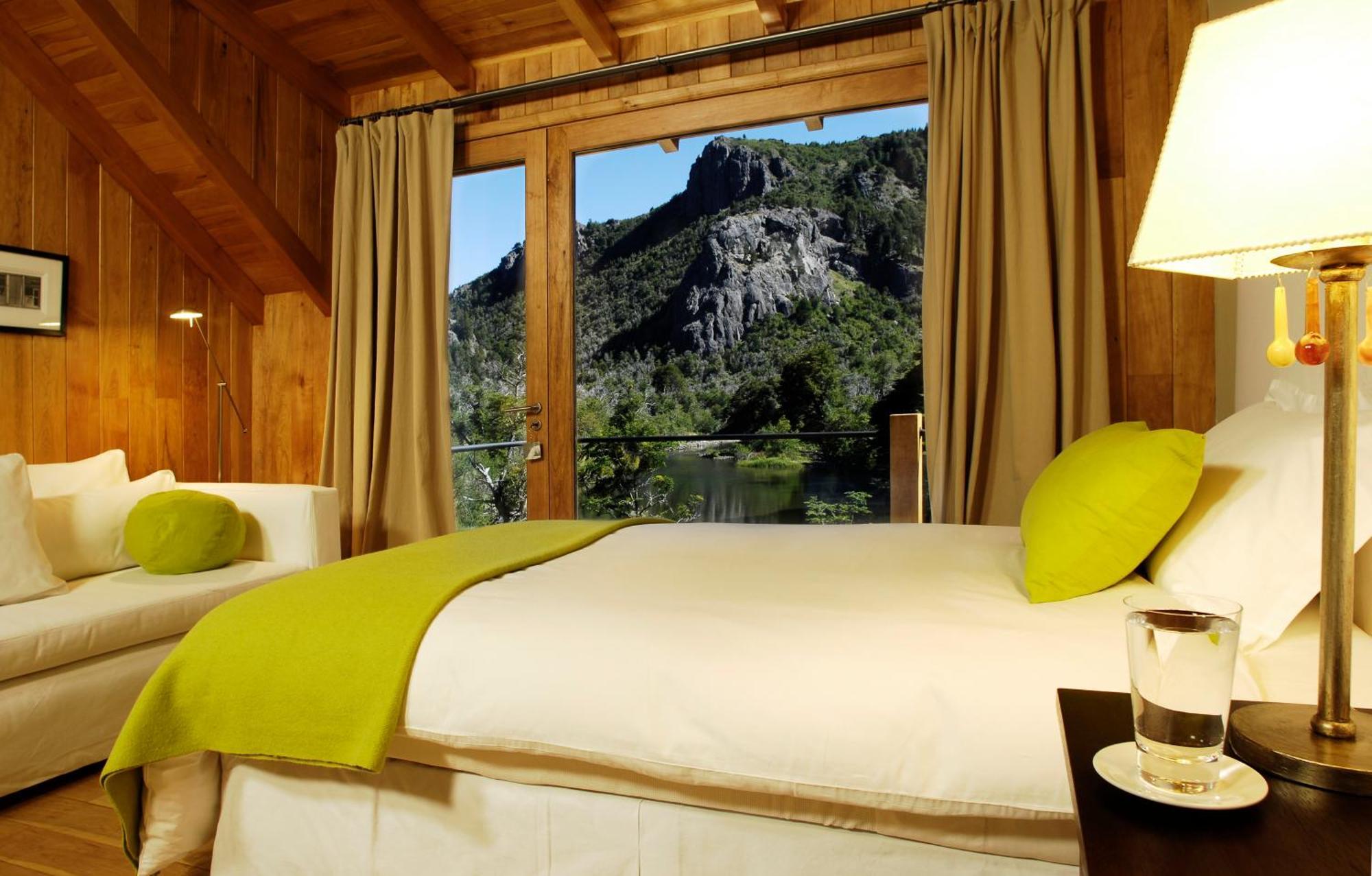 Rio Hermoso Hotel De Montana San Martin de los Andes Exterior photo