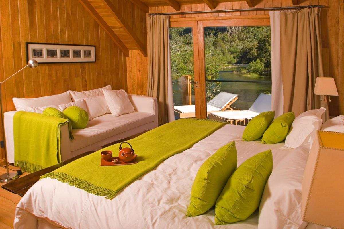 Rio Hermoso Hotel De Montana San Martin de los Andes Exterior photo